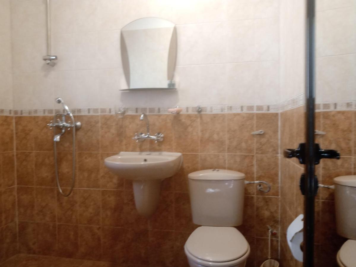 Кръчмъ При Байката Hotel Ribaritsa Buitenkant foto