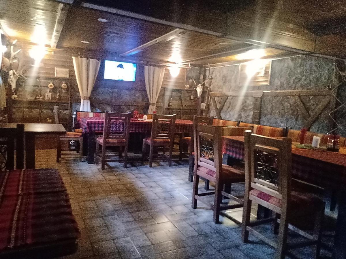 Кръчмъ При Байката Hotel Ribaritsa Buitenkant foto
