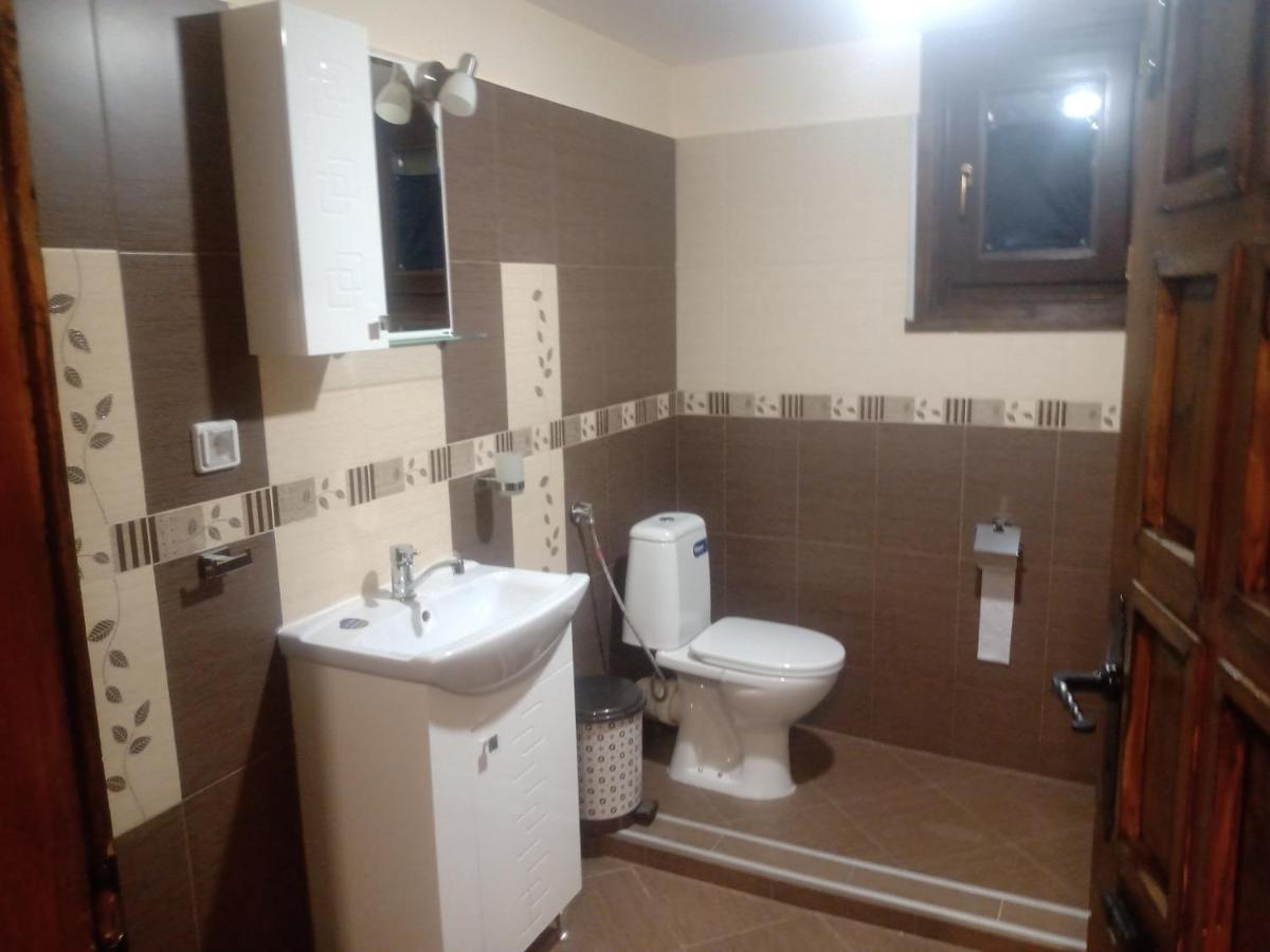 Кръчмъ При Байката Hotel Ribaritsa Buitenkant foto