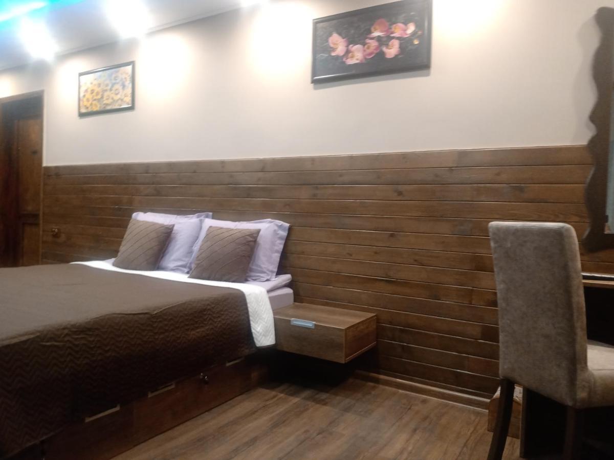 Кръчмъ При Байката Hotel Ribaritsa Buitenkant foto